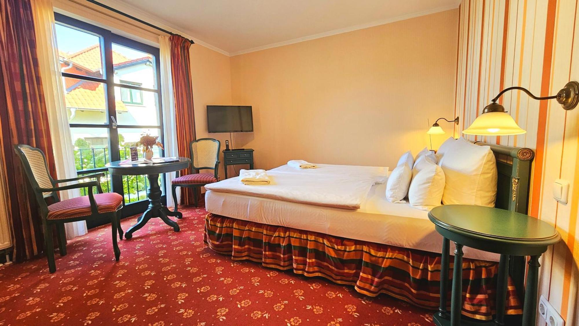 Hotel Godewind Thiessow Bagian luar foto