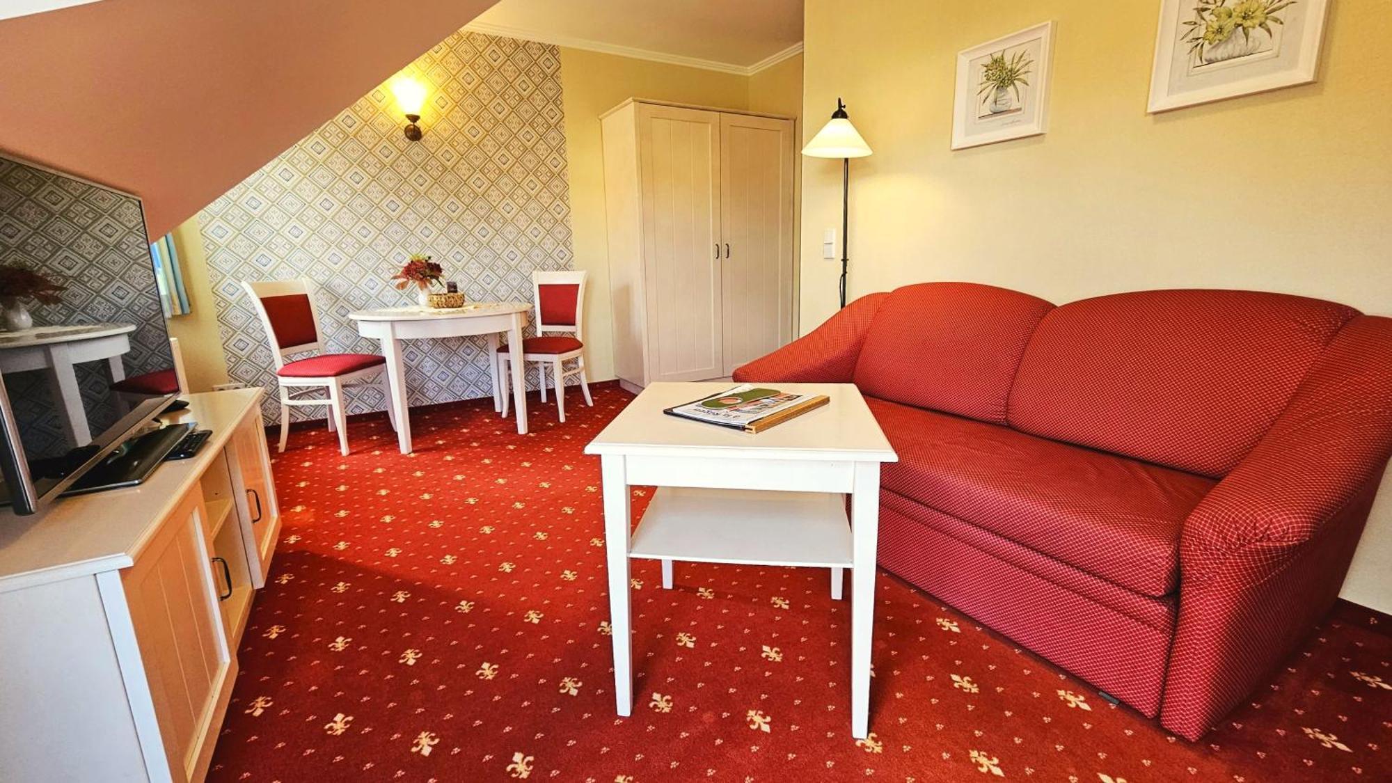Hotel Godewind Thiessow Bagian luar foto