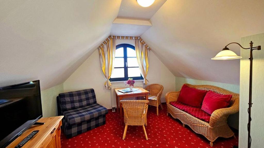 Hotel Godewind Thiessow Bagian luar foto
