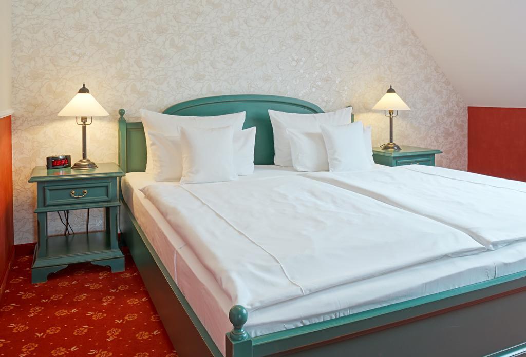 Hotel Godewind Thiessow Bagian luar foto