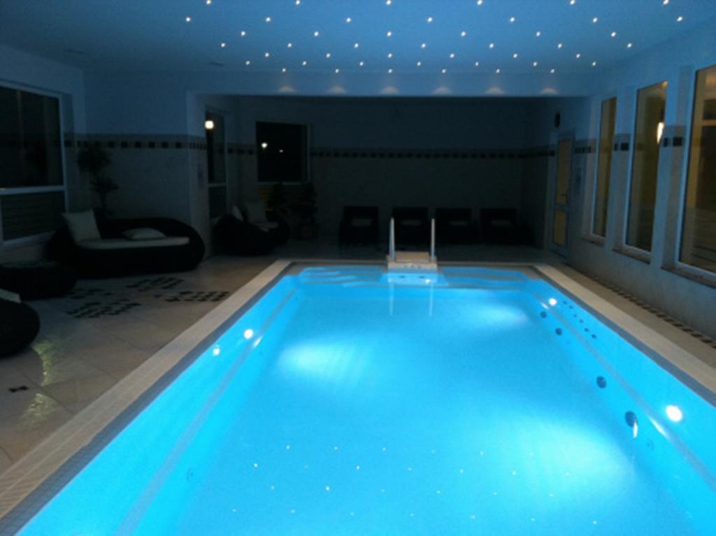 Hotel Godewind Thiessow Bagian luar foto